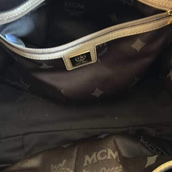 MCM Large Shoulder Bag - Picture 9 of 10